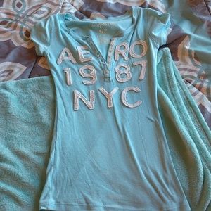 Very comfy , stetchy short sleeve tee